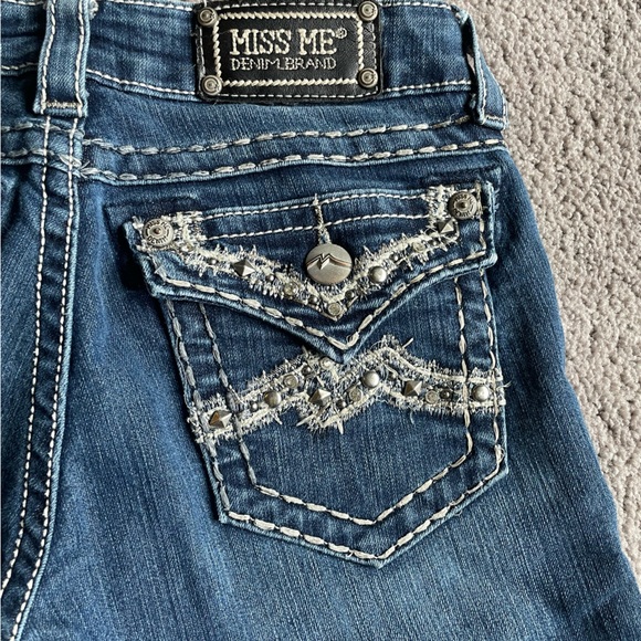 Miss Me Jeans Size 27 - Picture 2 of 8